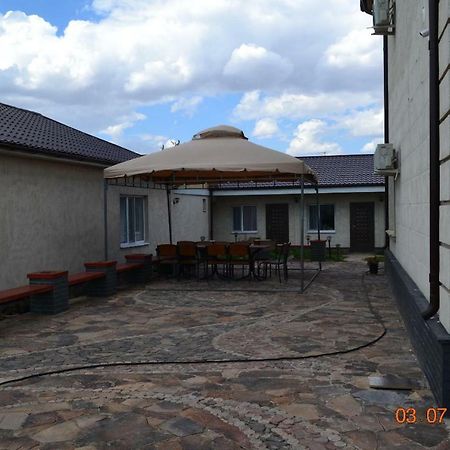 Hotel Family Balqash Esterno foto