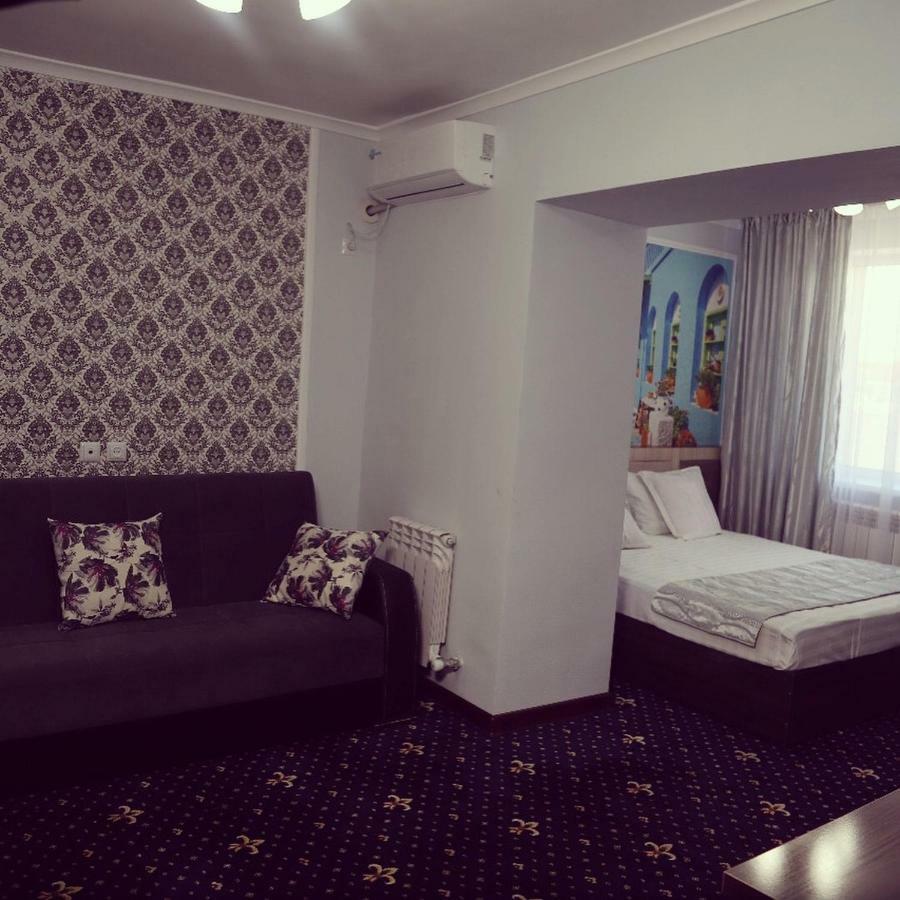 Hotel Family Balqash Esterno foto